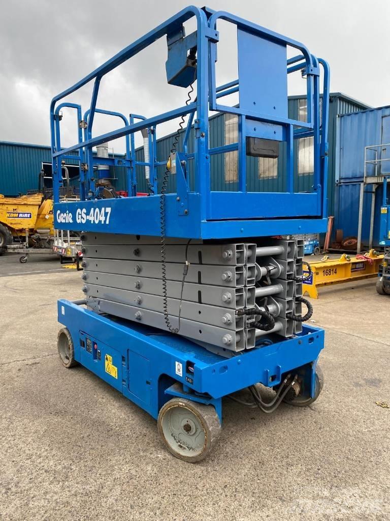 Genie GS 4047 シザースリフト