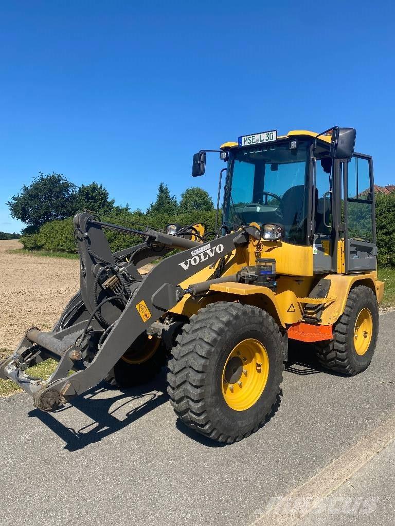 Volvo L30GS ホイールローダー・タイヤショベル