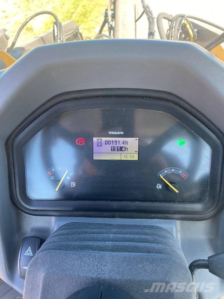 Volvo L30GS ホイールローダー・タイヤショベル
