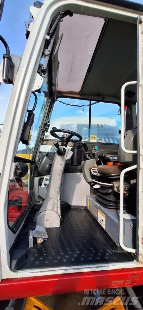 Takeuchi TB 295W ホイール式油圧ショベル（パワーショベル・ユンボ・バックホー）