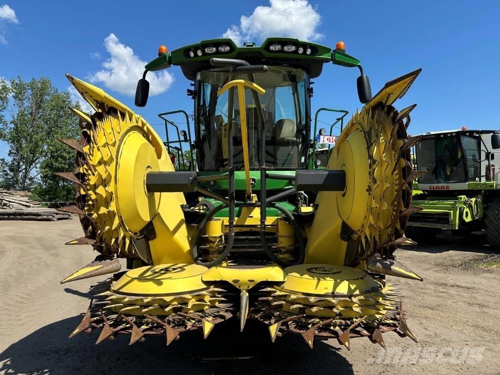 John Deere 8600 自走式フォレージハーベスター
