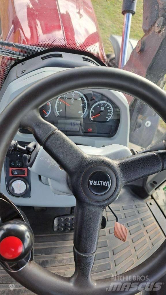 Valtra T 214 トラクター