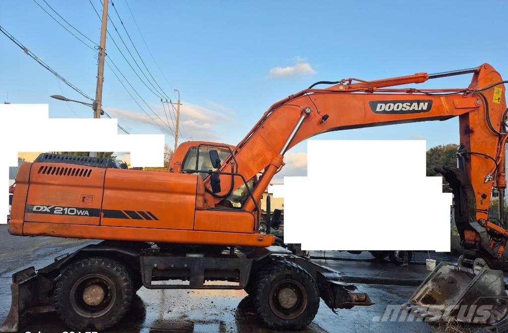 Doosan DX 210 WA ホイール式油圧ショベル（パワーショベル・ユンボ・バックホー）