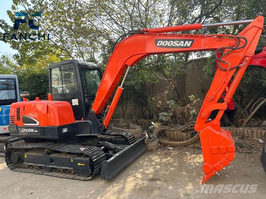 Doosan DX 55-9 C ミニ油圧ショベル 7t以下（ミニユンボ・ミニディガー）