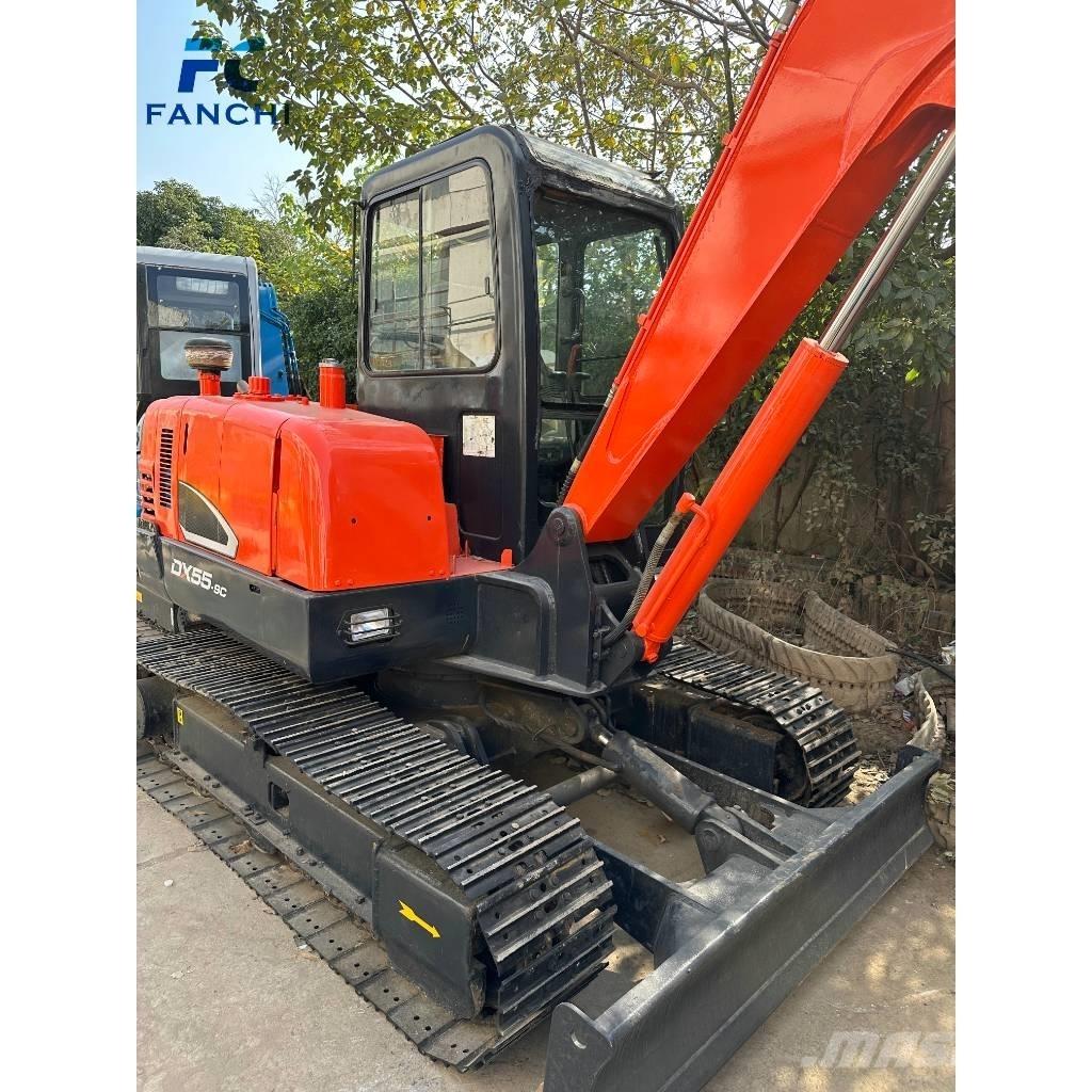 Doosan DX 55-9 C ミニ油圧ショベル 7t以下（ミニユンボ・ミニディガー）