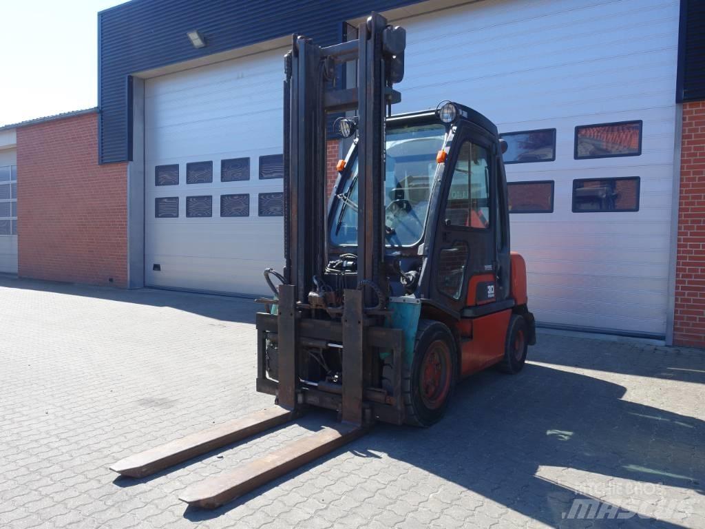 Nissan FGD 02A30Q ディーゼル・軽油