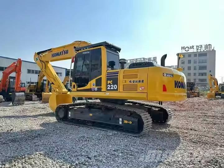 Komatsu PC 220 大型油圧ショベル12t以上（パワーショベル・ユンボ）