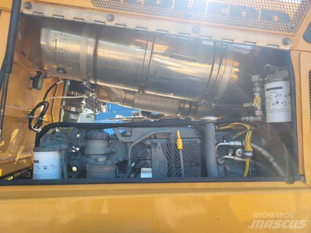 Liebherr PR 736 XL ブルドーザー