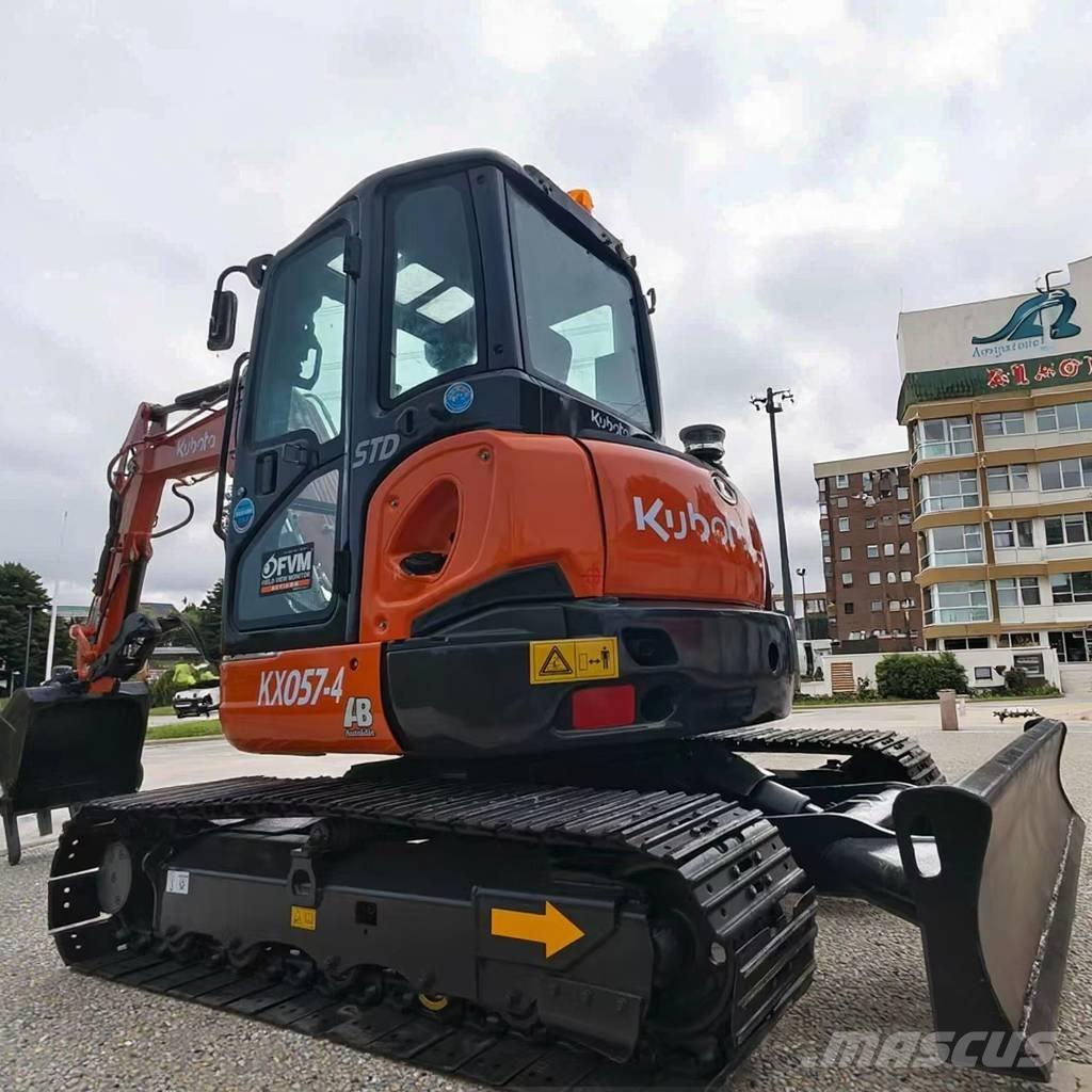 Kubota KX057-4 ミニ油圧ショベル 7t以下（ミニユンボ・ミニディガー）