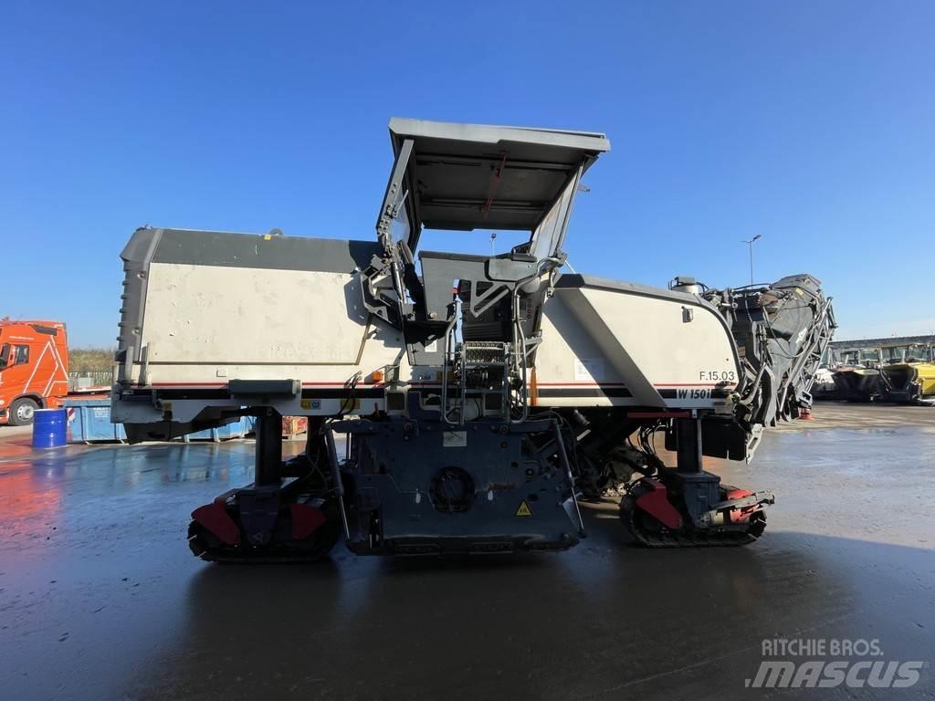 Wirtgen W 150 I アスファルトコールドミリングマシーン