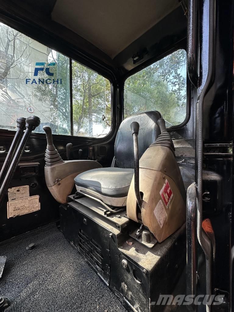 CAT 304SR 大型油圧ショベル12t以上（パワーショベル・ユンボ）