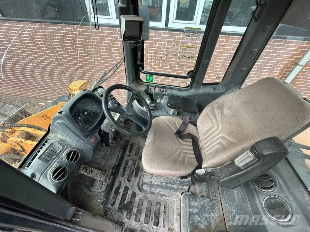 Hyundai HL 740-9A ホイールローダー・タイヤショベル