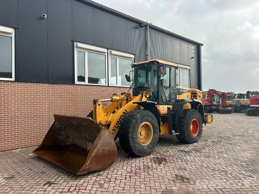 Hyundai HL 740-9A ホイールローダー・タイヤショベル