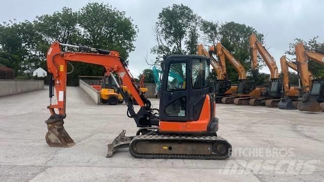 Hitachi ZX 48 U-5 A ミニ油圧ショベル 7t以下（ミニユンボ・ミニディガー）