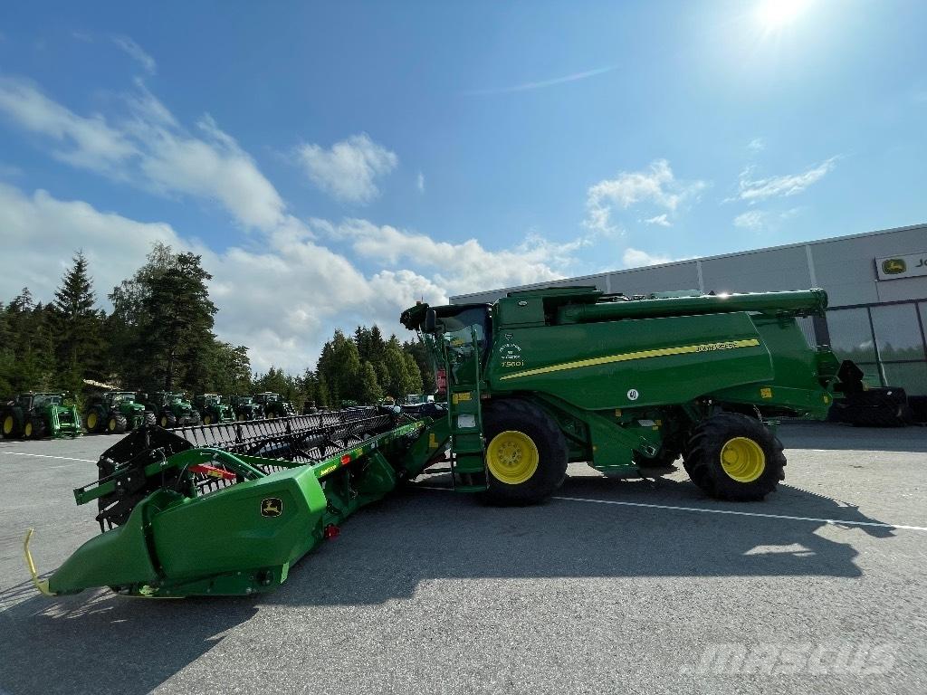 John Deere T 560 i コンバイン