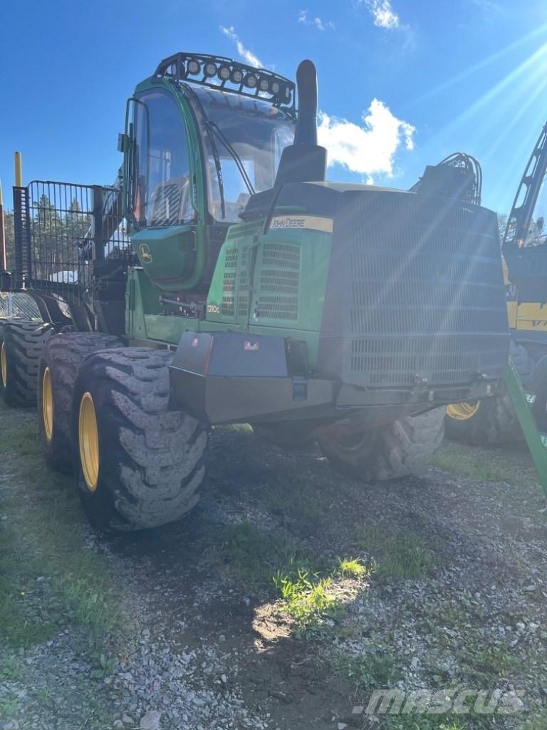 John Deere 1210 G フォワーダー