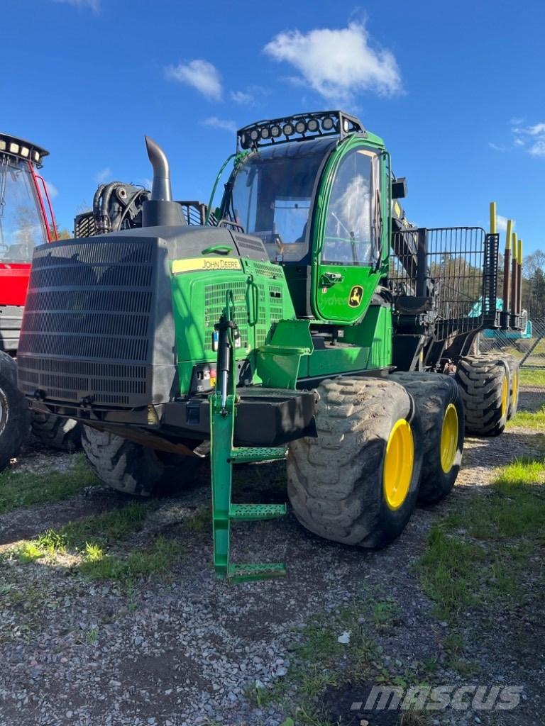 John Deere 1210G フォワーダー