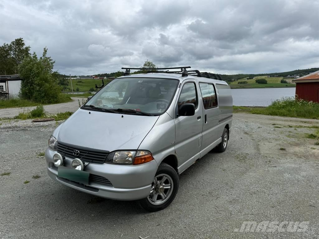 Toyota Hiace 4x4 パネルバン