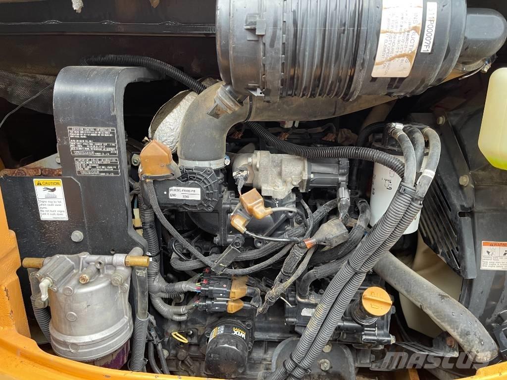 CASE CX 55 B ミニ油圧ショベル 7t以下（ミニユンボ・ミニディガー）