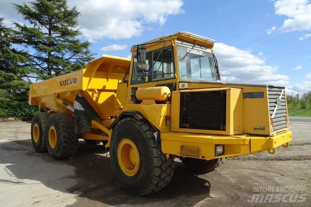 Volvo A 25 C アーティキュレート式ダンプトラック