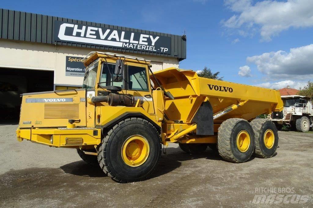 Volvo A 25 C アーティキュレート式ダンプトラック