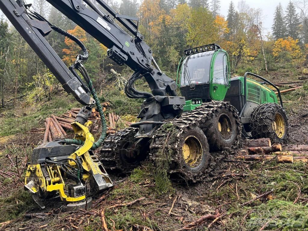John Deere 1270 E ハーベスター