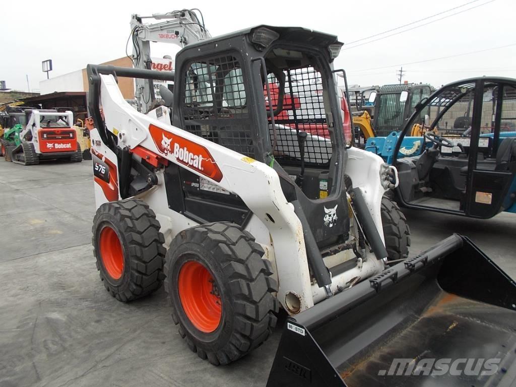 Bobcat S 76 スキッドステアローダー