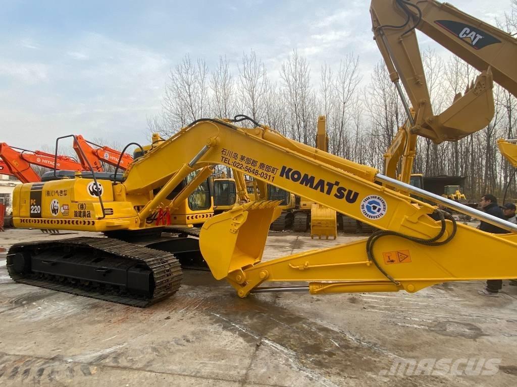 Komatsu PC 220-8 大型油圧ショベル12t以上（パワーショベル・ユンボ）