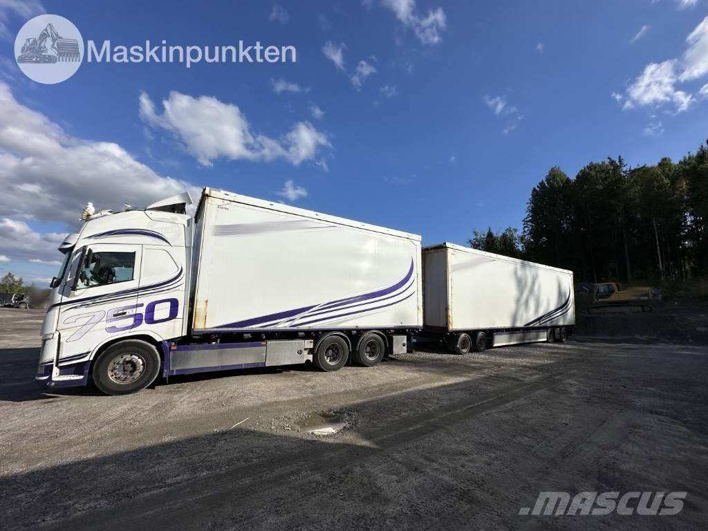 Volvo FH 16 750 ウッドチップ運搬用トラック