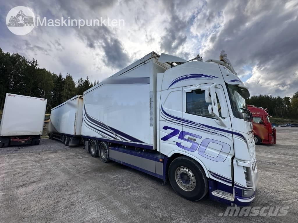 Volvo FH 16 750 ウッドチップ運搬用トラック
