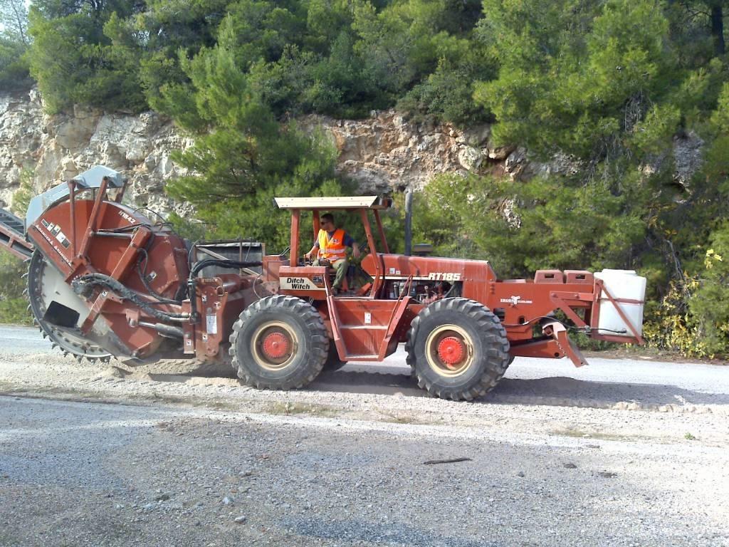 Ditch Witch RT 185 トレンチャー