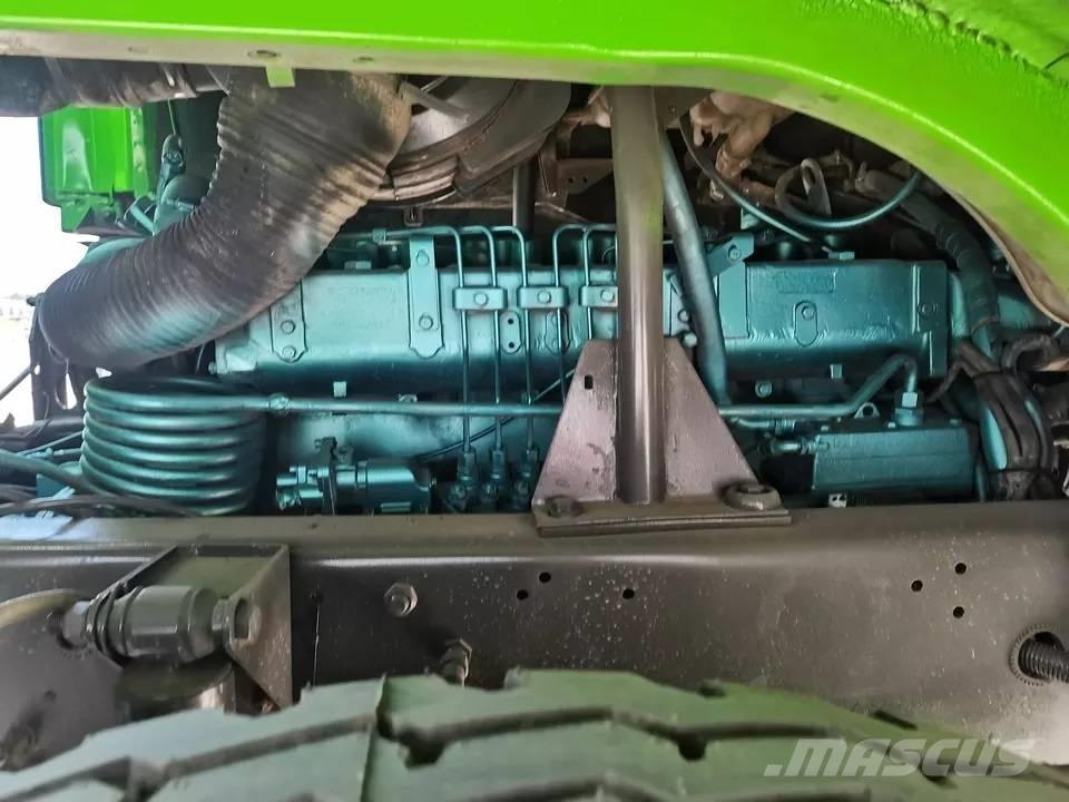 Howo 371 8x4 ダンプ