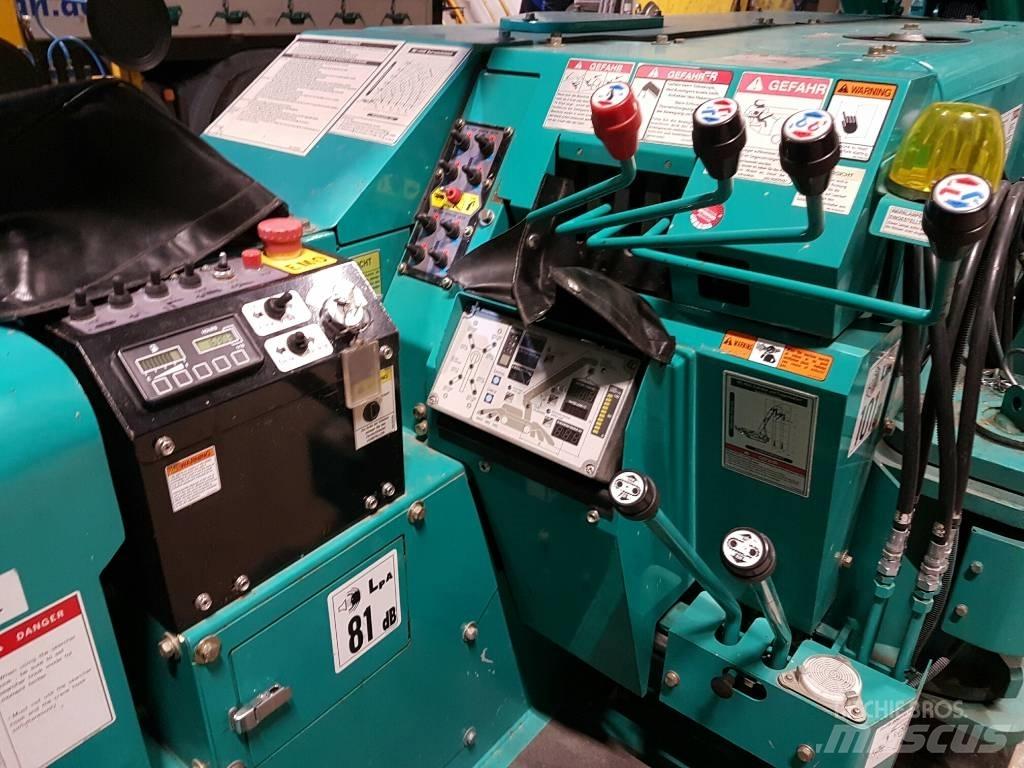 Maeda MC 405 CRME ミニクレーン
