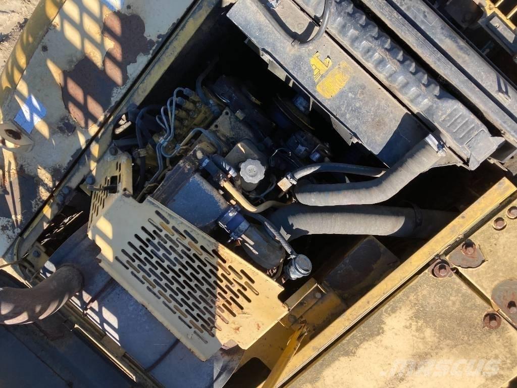 Komatsu PW 170-6 ホイール式油圧ショベル（パワーショベル・ユンボ・バックホー）