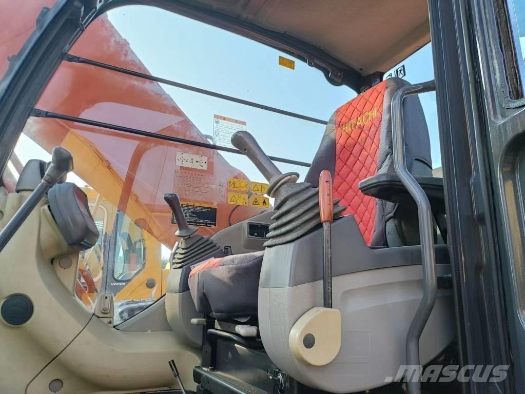 Hitachi ZX 250 LC 大型油圧ショベル12t以上（パワーショベル・ユンボ）