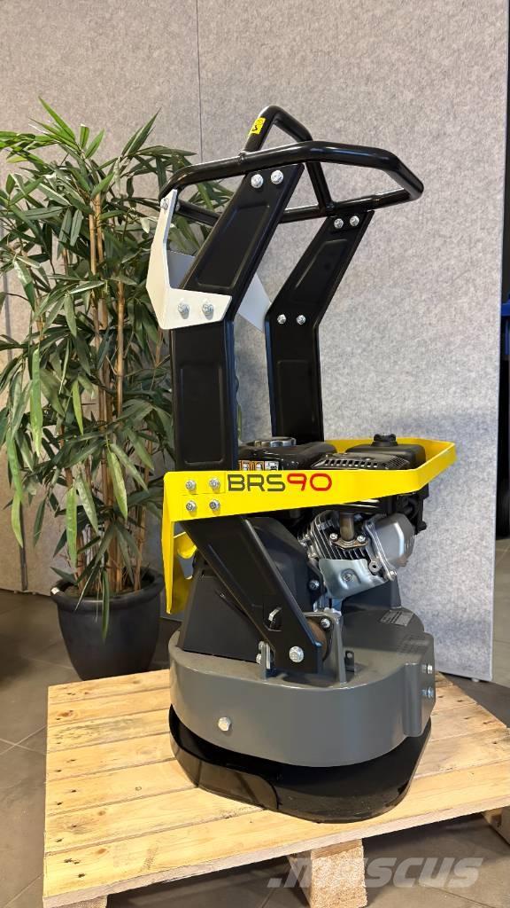Wacker Neuson BRS 90 プレートコンパクター