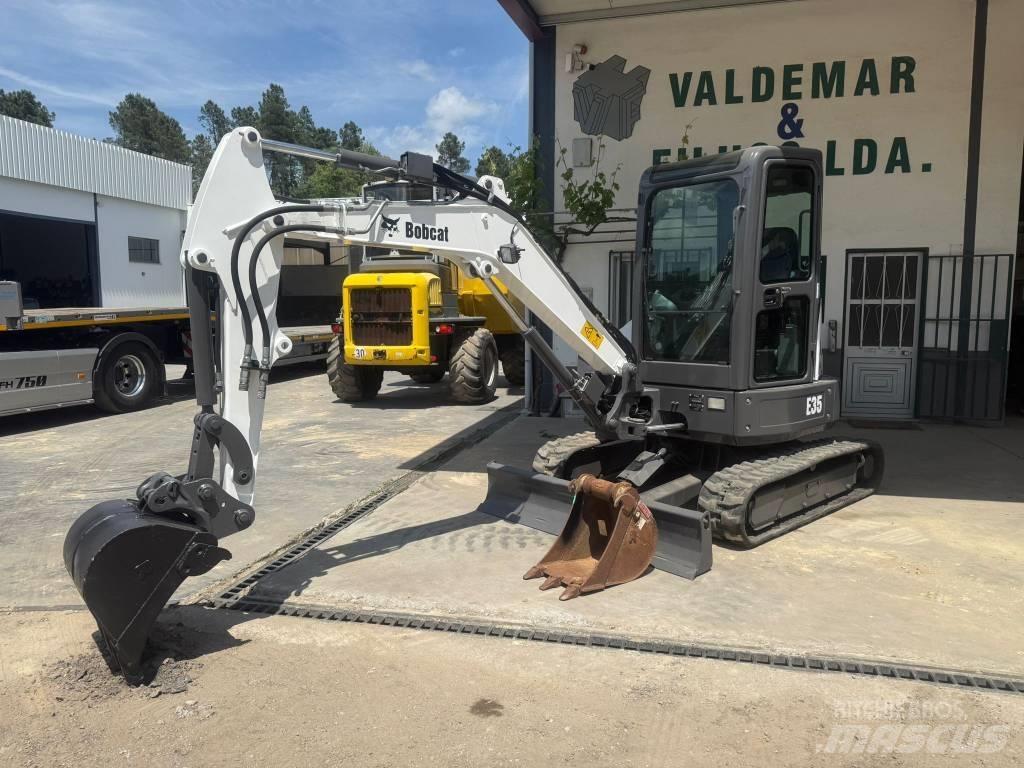 Bobcat E 35 EM, E35 ミニ油圧ショベル 7t以下（ミニユンボ・ミニディガー）