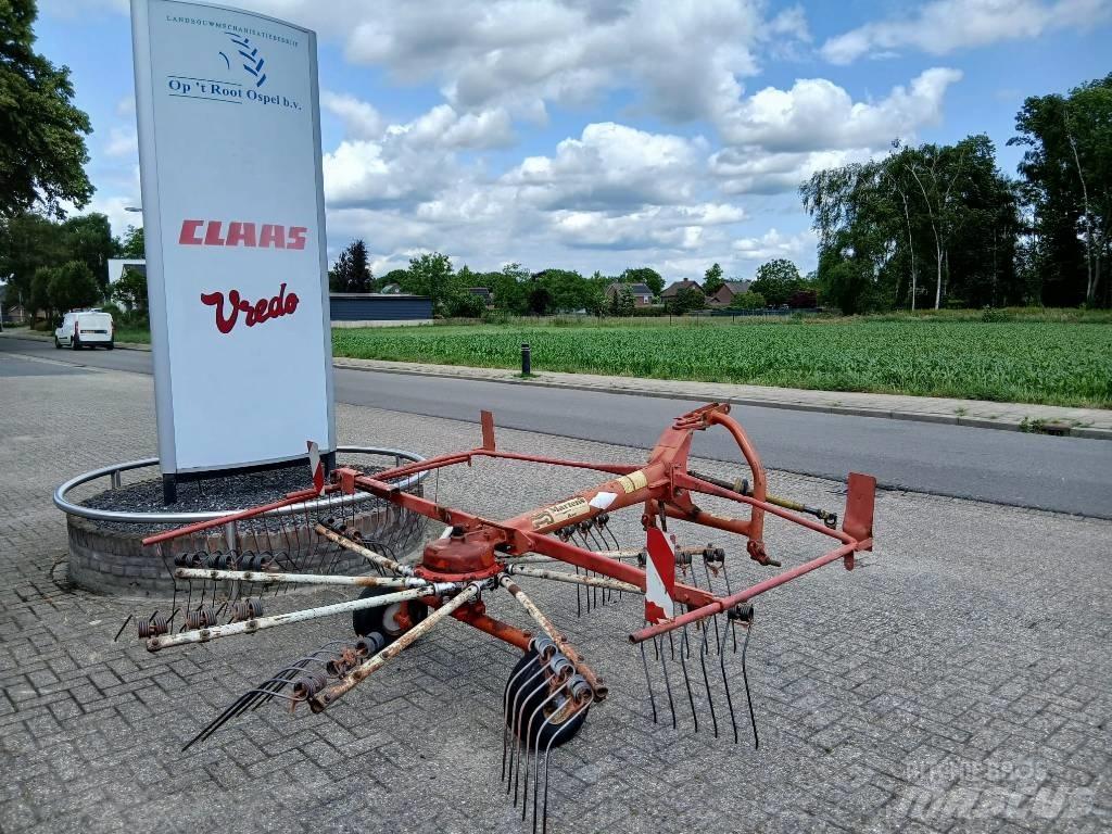 Kuhn GA 301 ウィンドローア/レーキ