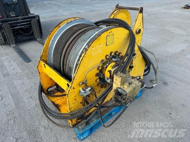 Bauer used winch 掘削装置アクセサリー・アタッチメント及びスペアパーツ