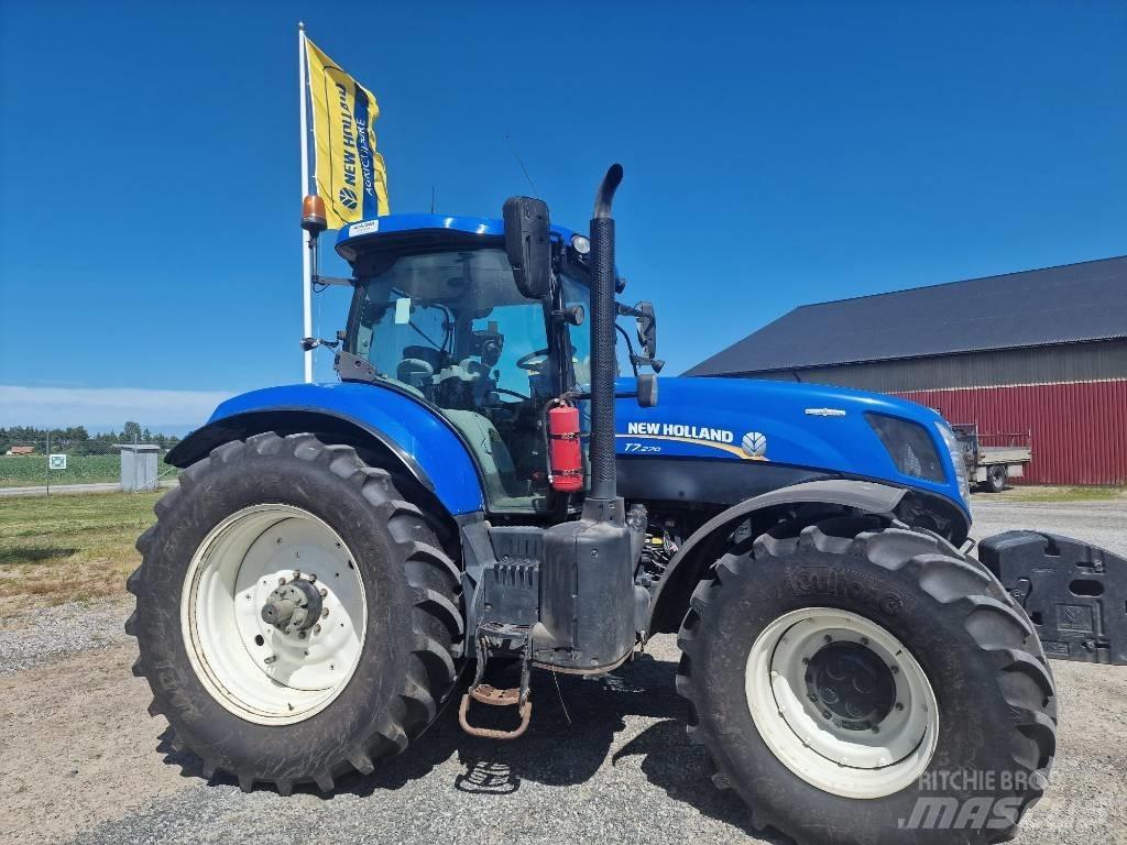 New Holland T7.270 トラクター