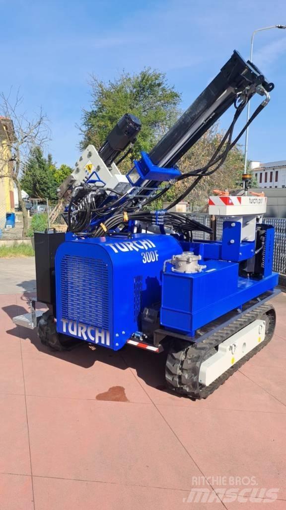  Turchi 300F IN STOCK 杭打ち機