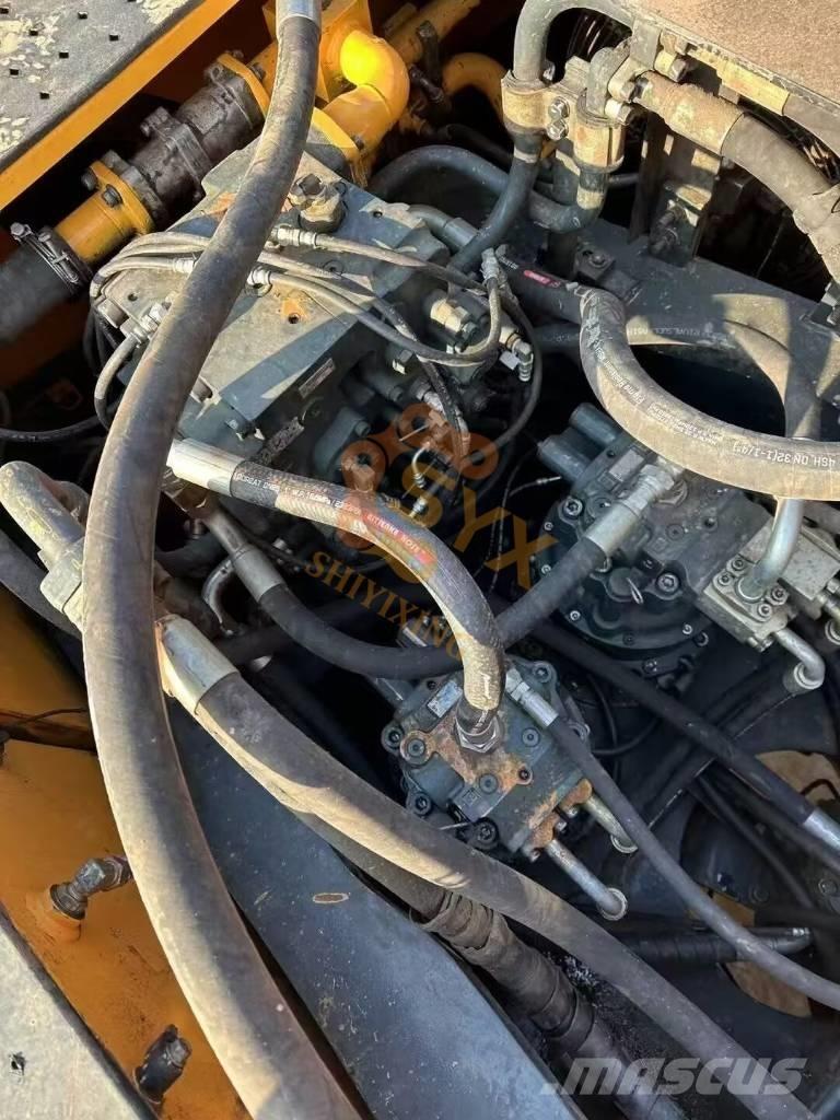 Hyundai Robex 520 VS 大型油圧ショベル12t以上（パワーショベル・ユンボ）