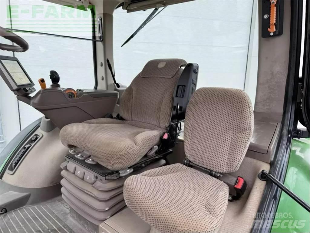 John Deere 8320 r トラクター