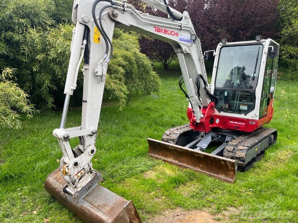 Takeuchi TB250-2 ミニ油圧ショベル 7t以下（ミニユンボ・ミニディガー）