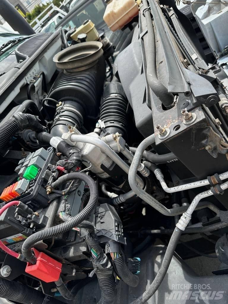GMC Topkick C 6500 キャブ付きシャーシ