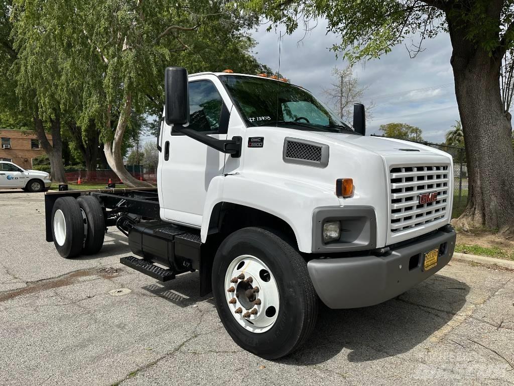 GMC Topkick C 6500 キャブ付きシャーシ