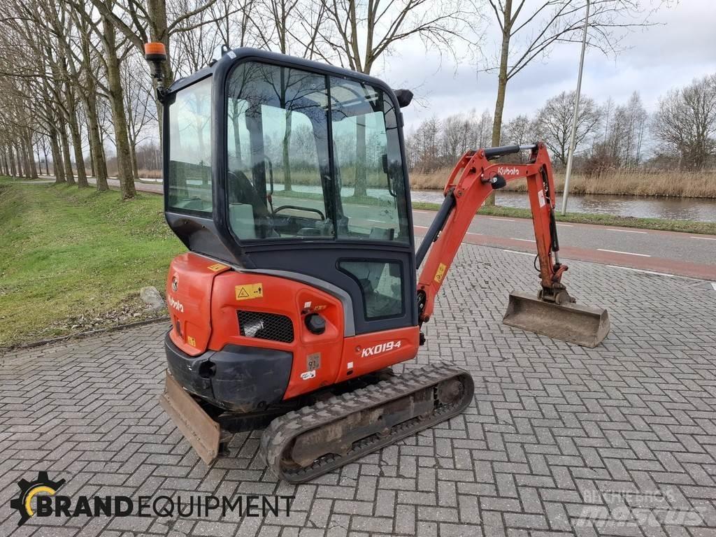 Kubota KX019-4 特殊油圧ショベル