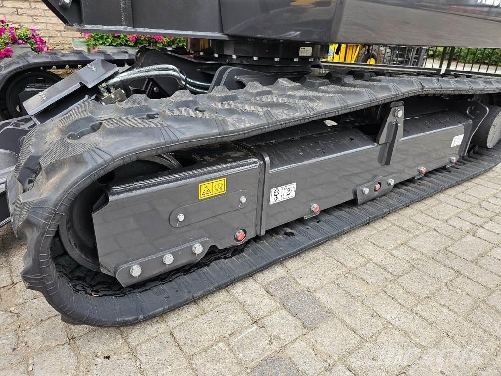 XCMG XE60GA ミニ油圧ショベル 7t以下（ミニユンボ・ミニディガー）