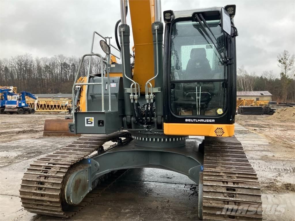 Liebherr R924 大型油圧ショベル12t以上（パワーショベル・ユンボ）