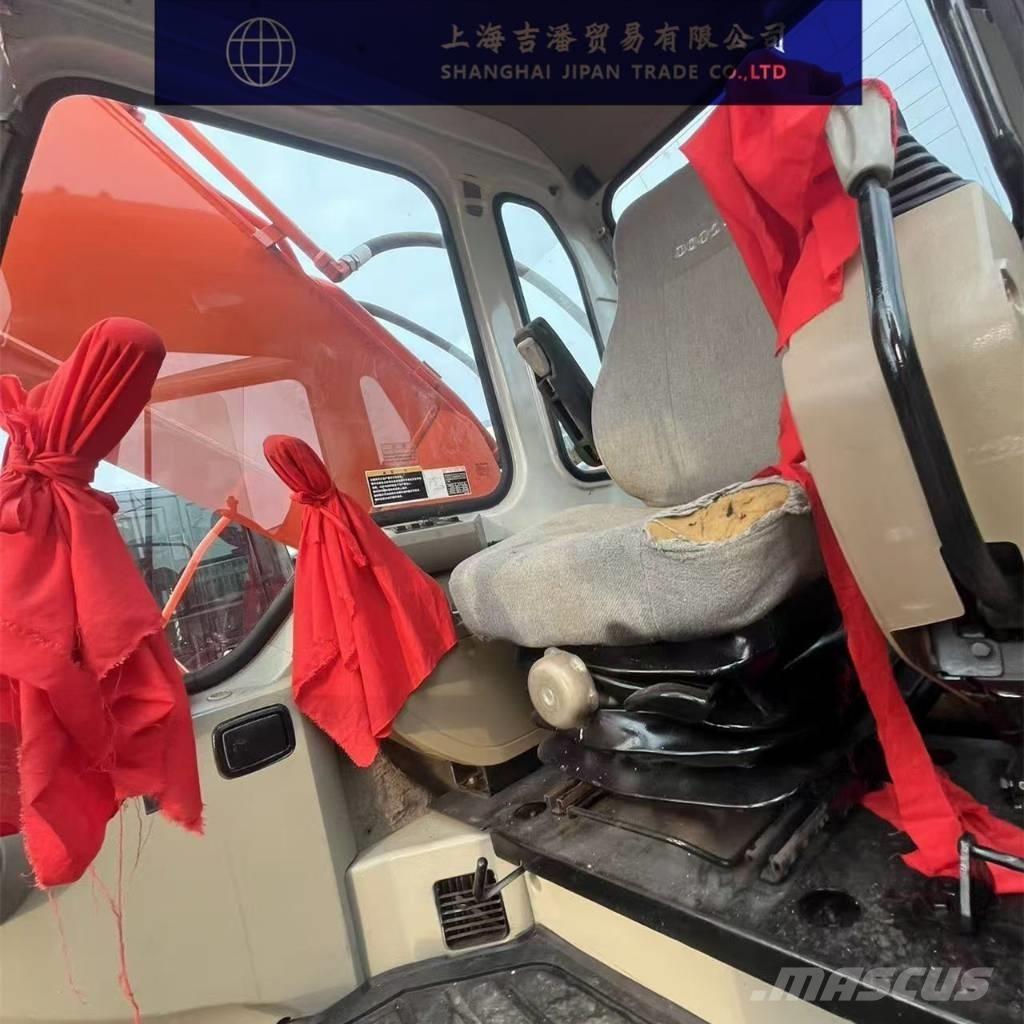 Doosan DH 225 大型油圧ショベル12t以上（パワーショベル・ユンボ）